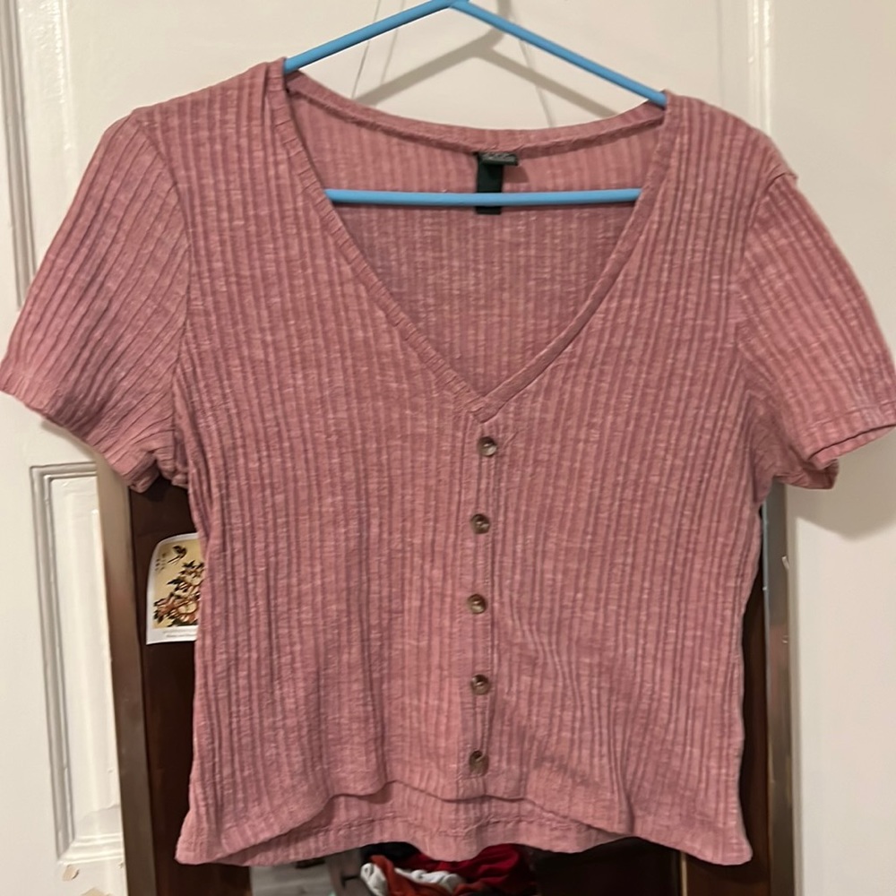 Wild Fable Pink Crop top
